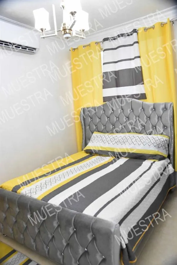 Apartamento En La Carreras Proximo Al Monumento Santiago De Los Caballeros Apartment