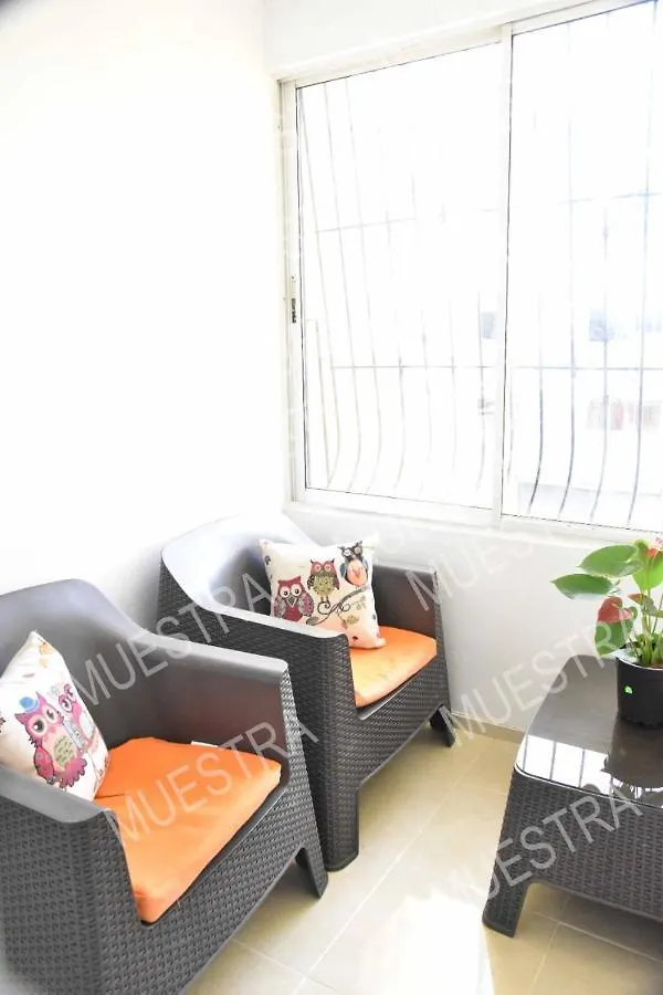 Apartamento En La Carreras Proximo Al Monumento Santiago De Los Caballeros 0*,